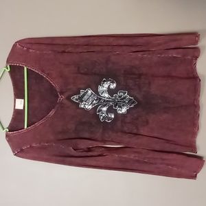 Daytrip Burgundy Long Sleeve Top w Front Sequin Embellishment M